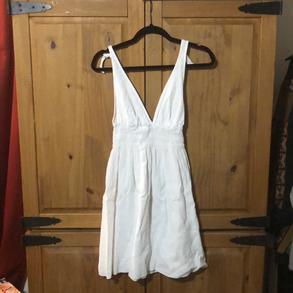 Super Cute White Bathing Suit Cover / Sun Dress